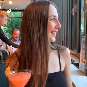 Meet your Posher, Geneviève